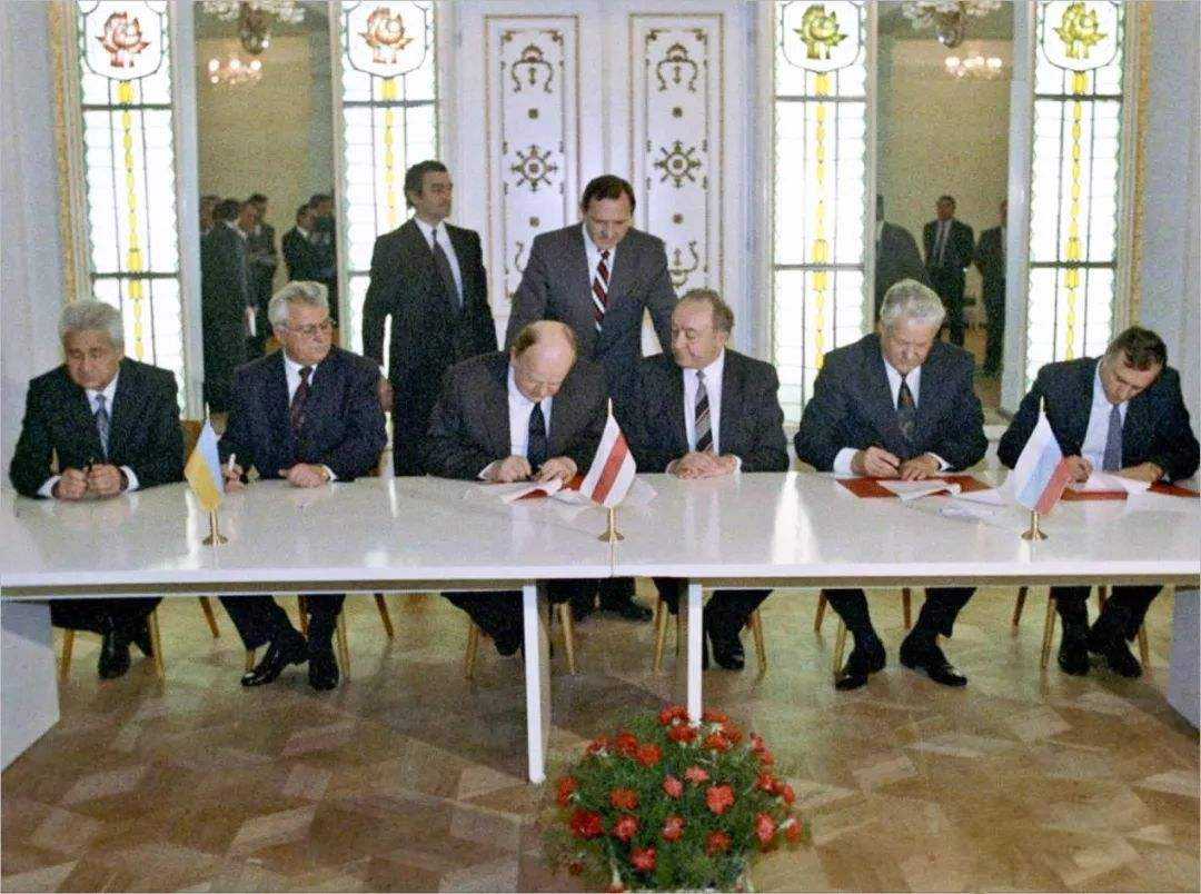 白俄罗斯真实视频,白俄罗斯和俄罗斯是同一个国家吗