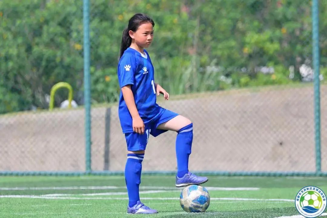 四川天府新区合江小学足球比赛,天府新区合江小学足球比赛2020年