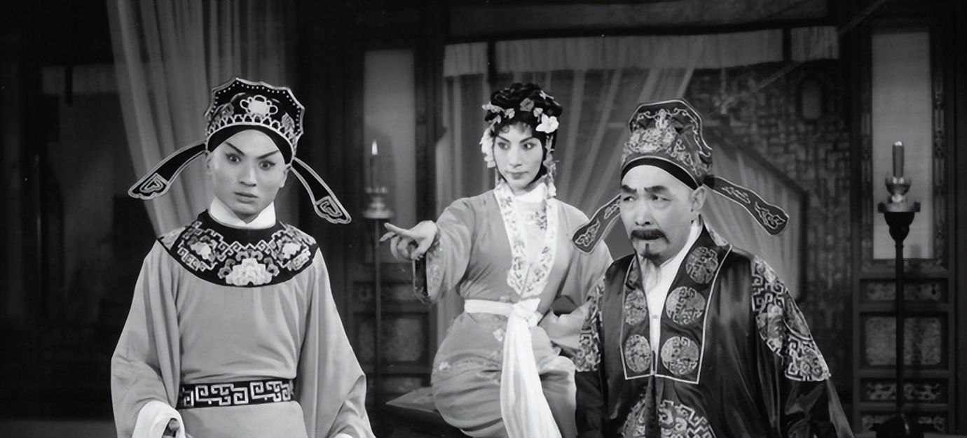 从话剧表演转型到影视剧,从传统京剧到现代京剧传承与发展