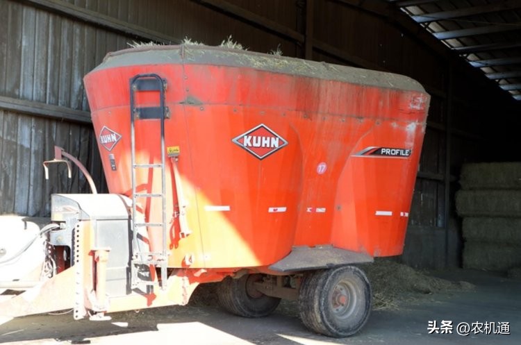 库恩饲料搅拌机,库恩农业机械青贮搅拌机