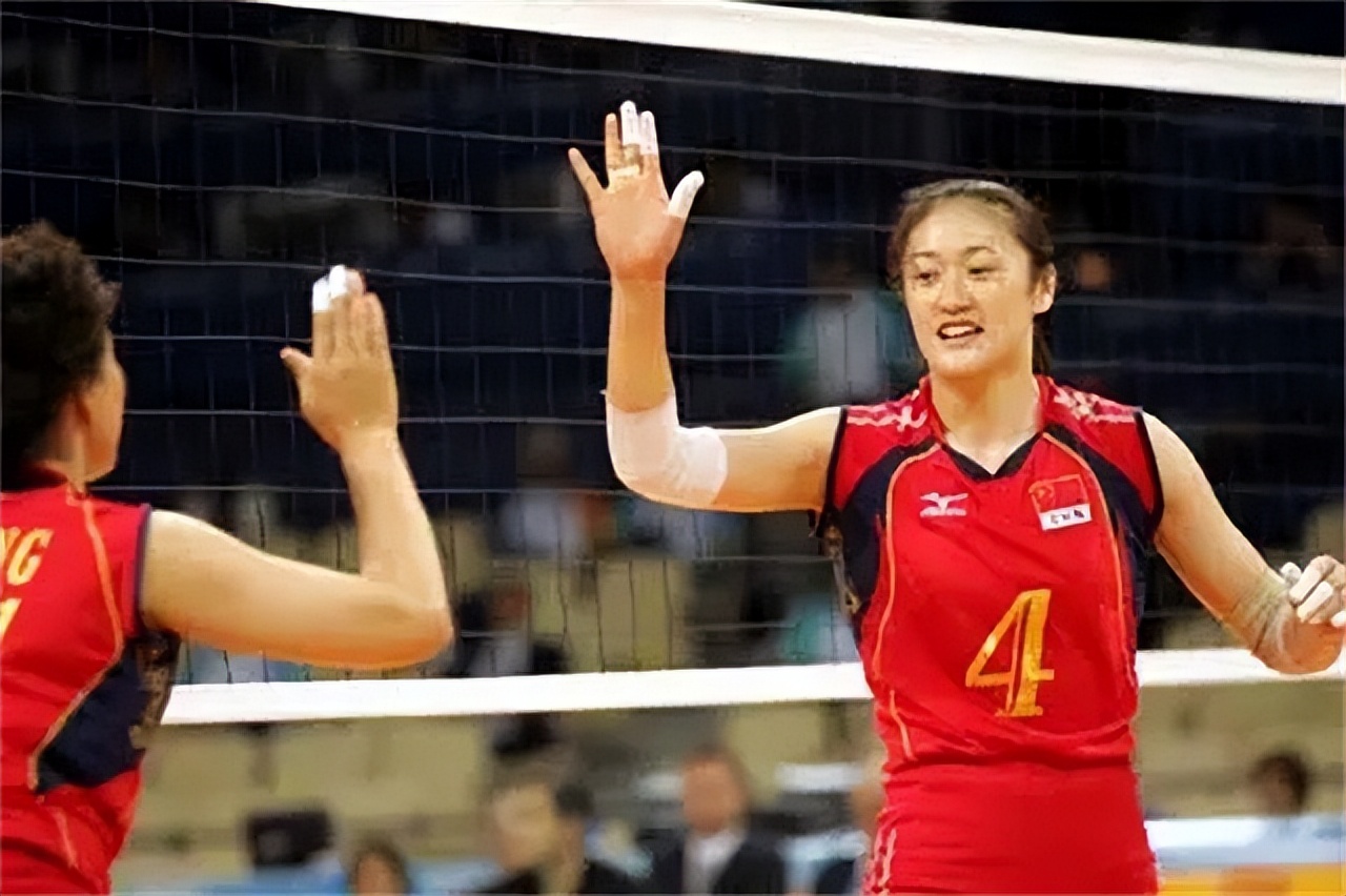 女排名将刘亚男：体坛生涯有泪，因2斤毛豆嫁给帅哥，婚姻幸福