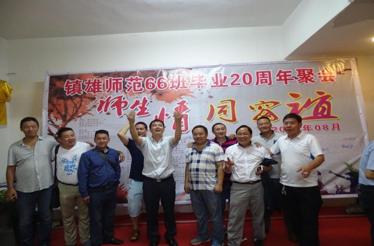 忆起那些年：师范母校，梧桐花开