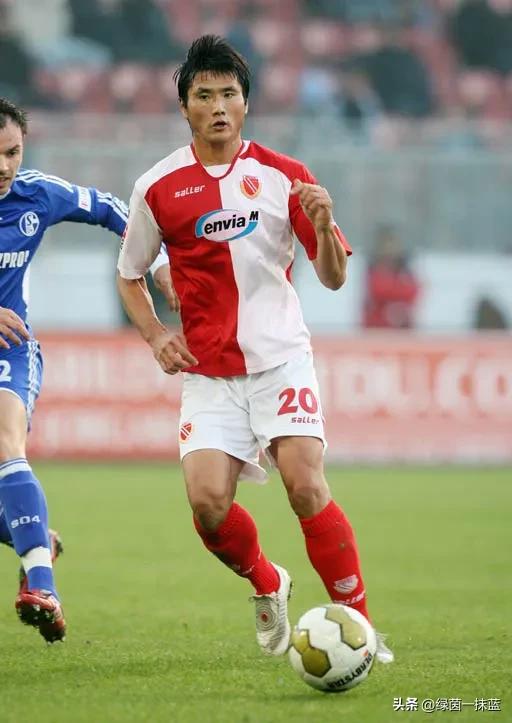 郑智邵佳一关系,邵佳一郑智陈涛国家队教练组