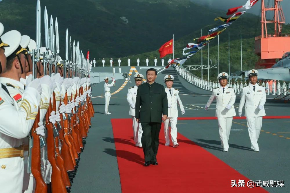 特稿：新征程领路人习*平近**