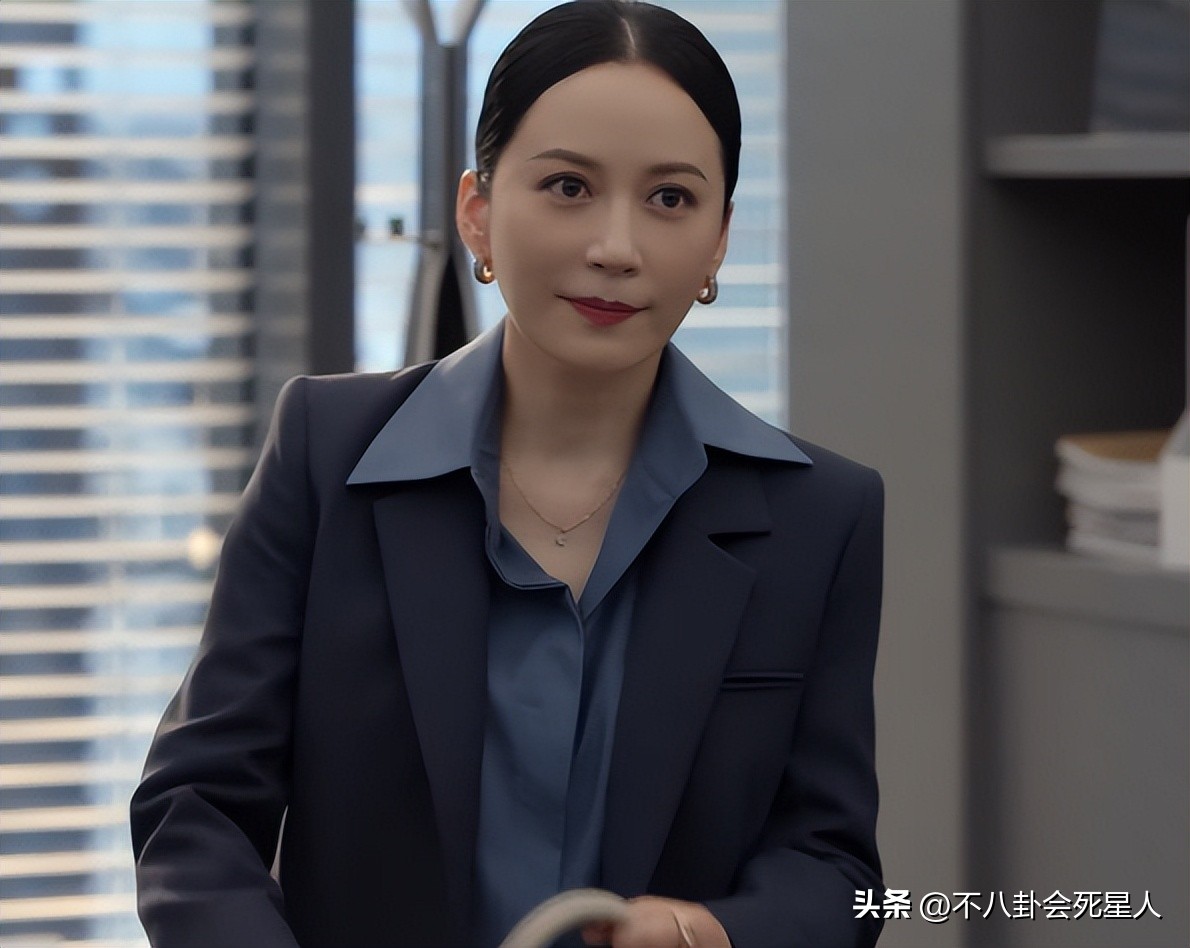 国产剧都是美颜滤镜脸都看不清了,国产剧滤镜下的人物