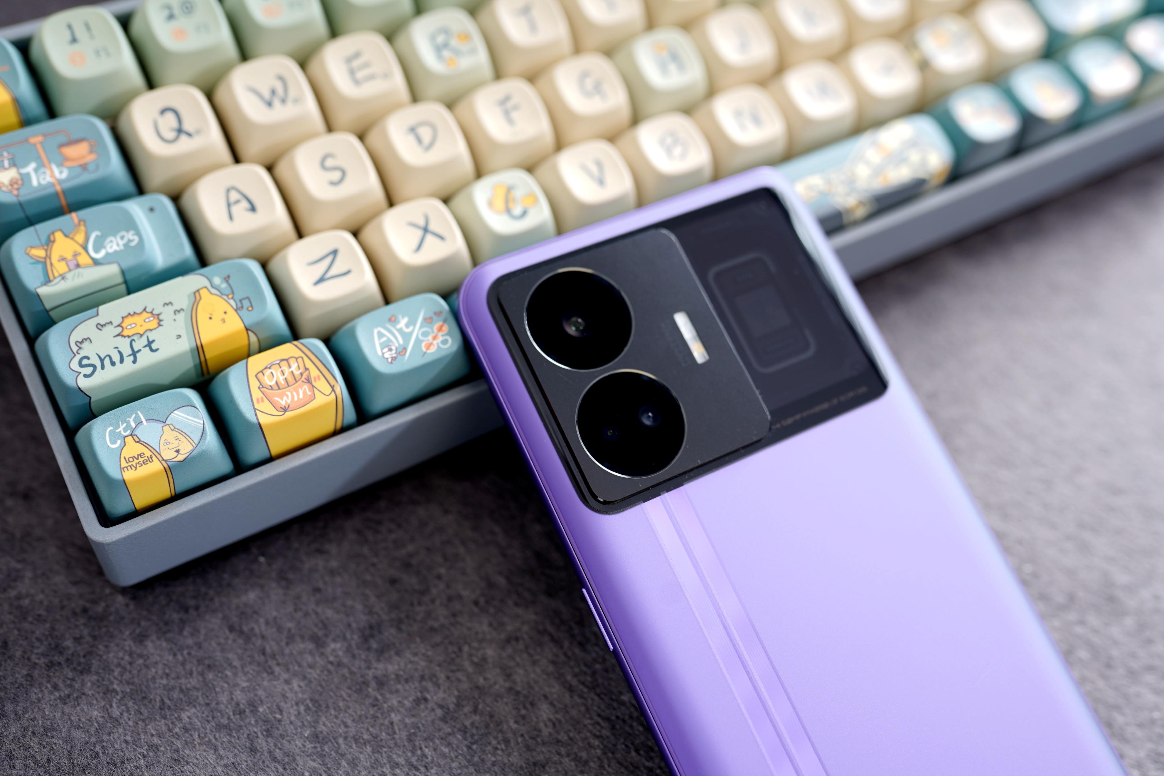 推荐一款比较实用的oppo手机,oppo目前哪一款手机最值得入手