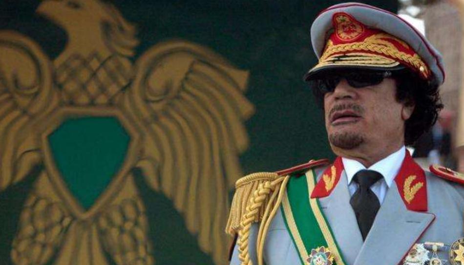 1982年卡扎菲访华，与*小平邓**谈话态度傲慢，邓公回应让其颜面尽失