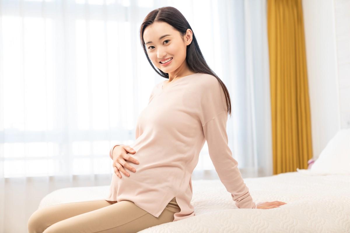 孕7周加五天胎儿真实图,孕10-11周的胎儿的真实图