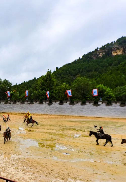 济南近郊旅游专线,济南开通的几条旅游线公交不错