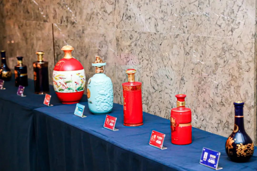 中国品牌发展高峰论坛方案,中国首届产业发展高峰论坛
