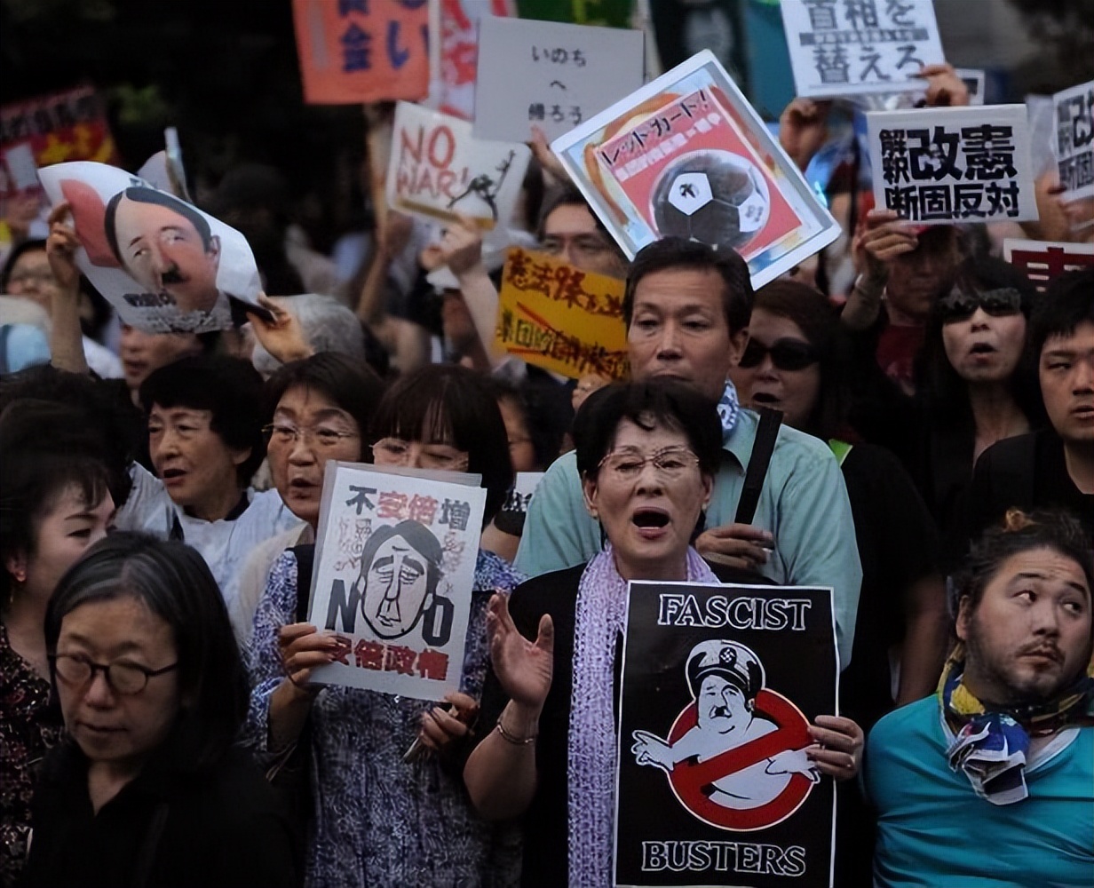 惊！自民*党**挟安倍之死参院大胜，日本政坛松绑，修宪扩武已在弦上