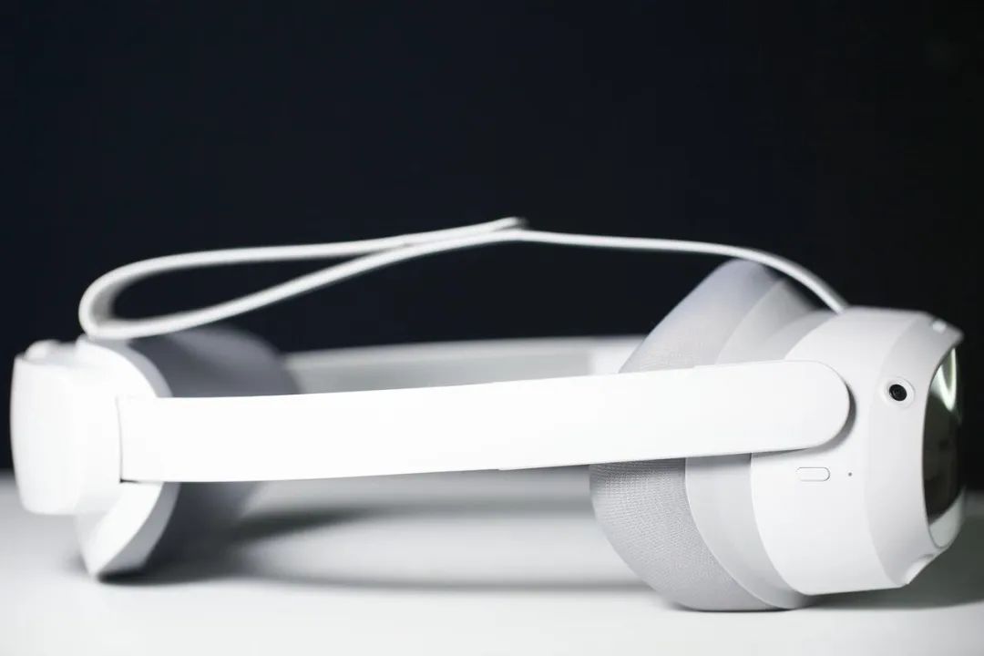 pico4pro测评看视频,pico4Pro测评值不值得买