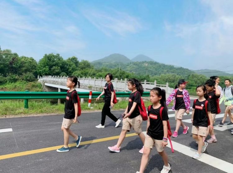 全国铁道兵战友通讯录,铁道兵战友网女兵图片