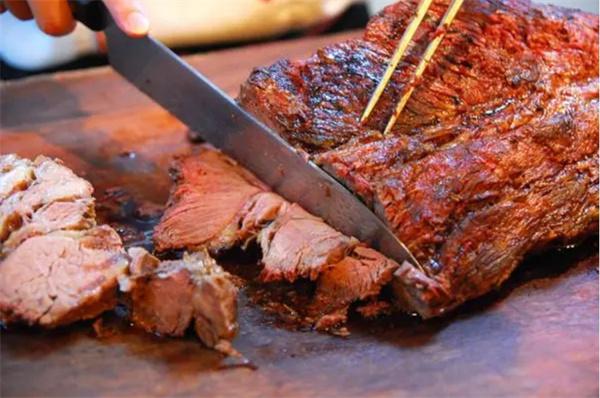 满族不吃狗肉，回族不吃猪肉，那汉族不吃什么肉？