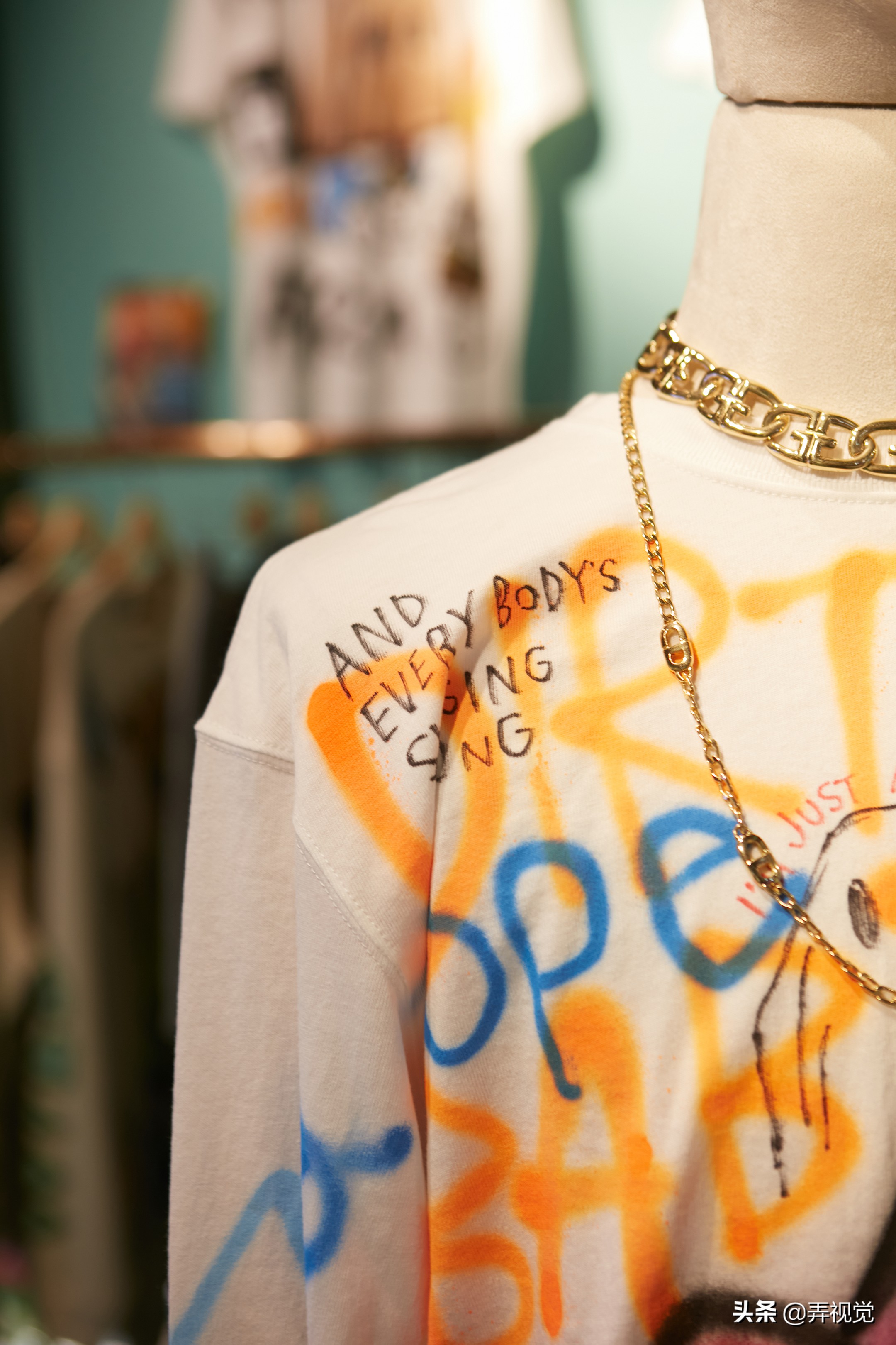 鏃ョ郴娓灏忎紬娼墝,灏忎紬鏃ョ郴娼墝