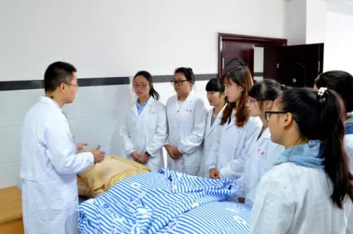 专科十大热门专业就业前景如何呢,专科十大热门专业就业前景怎么样