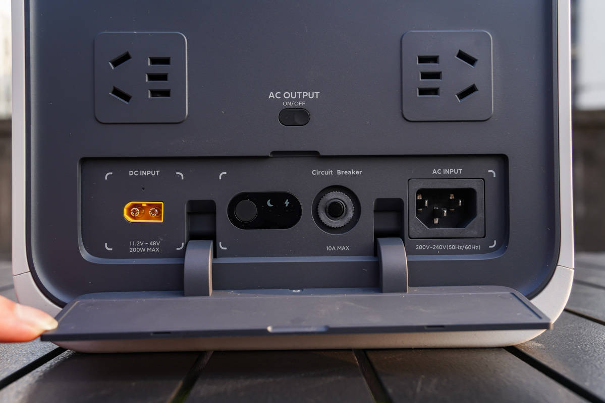 小米户外电源1000pro多少度电,小米户外电源1000和1000pro对比