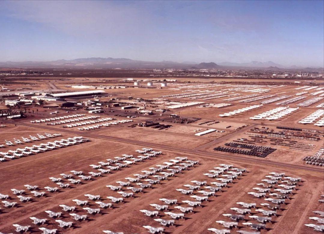 中国退役飞机被送到哪里了,为什么退役的飞机要到美国拆解