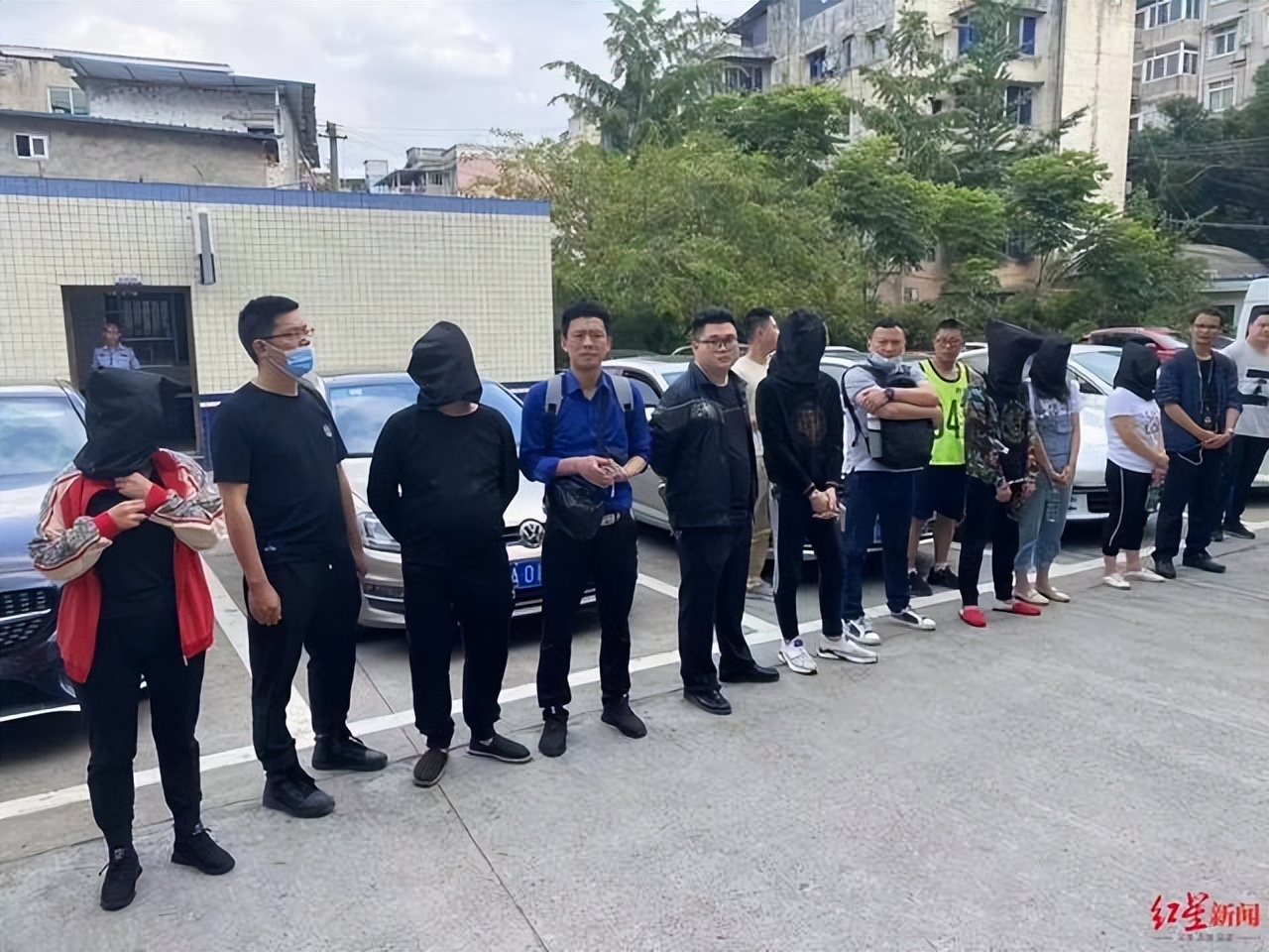 2亿元网络赌博大案告破:服务器设在国外,10万余人线上参赌