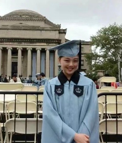 雷宛萤故事,豆瓣女神早期