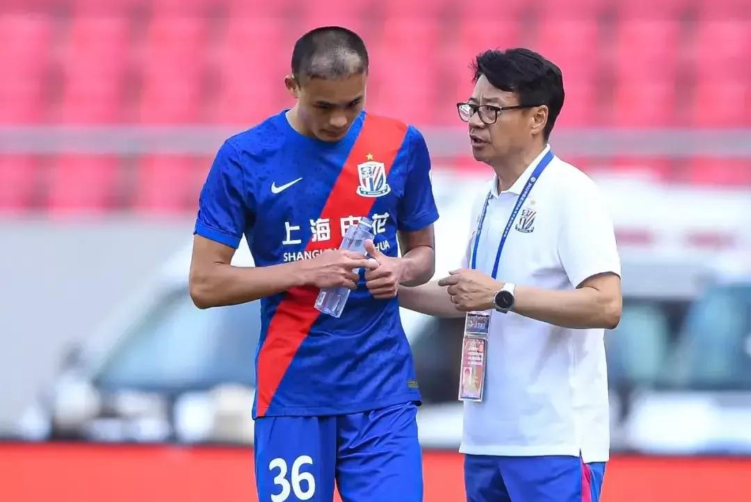 刘若钒梅西式进球,西甲加的斯邀刘若钒加盟