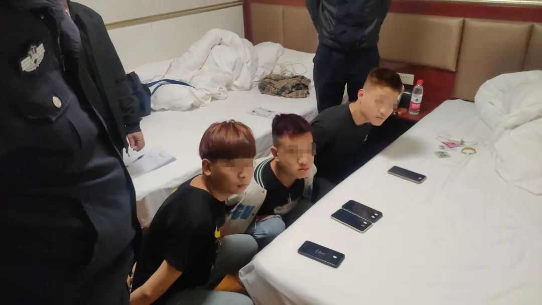 轻轻松松月入两千,日薪600元靠谱吗