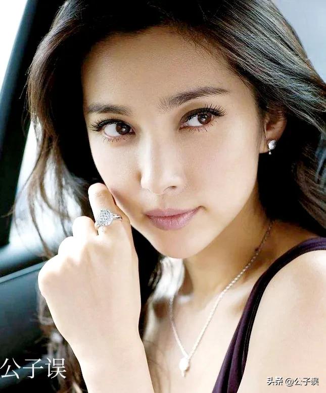 许玮伦大s周渝民之间关系,周渝民许玮伦电视剧