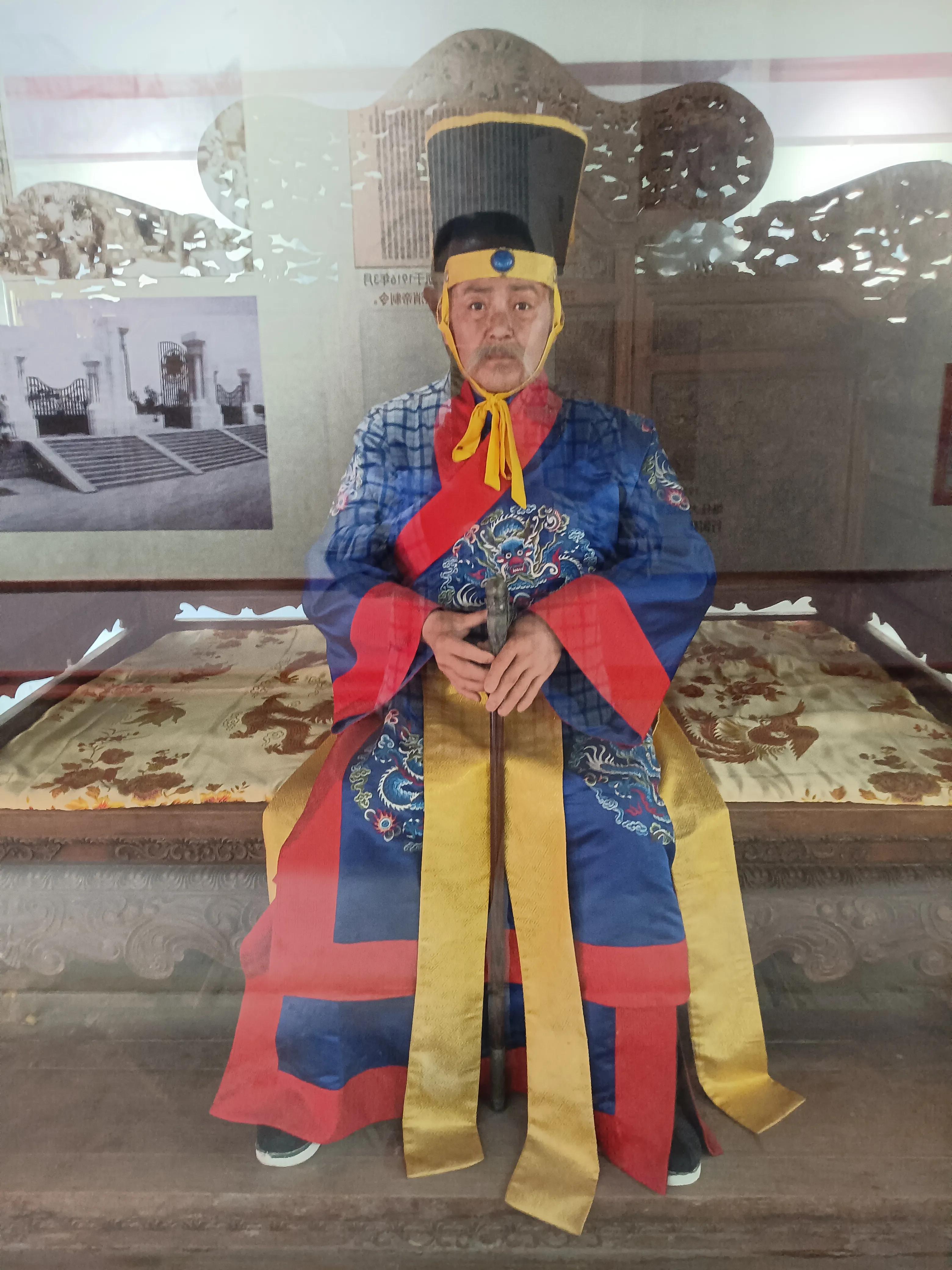 瞻仰胡氏受姓始祖公满陵墓及观光沿途景物