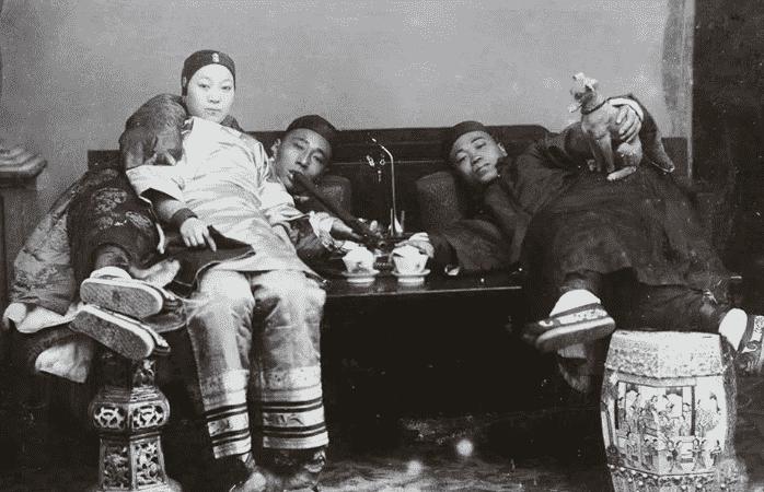 【晚清*楼青**秘影】*楼青**女媚态撩心，丰乳肥臀，风情难挡！