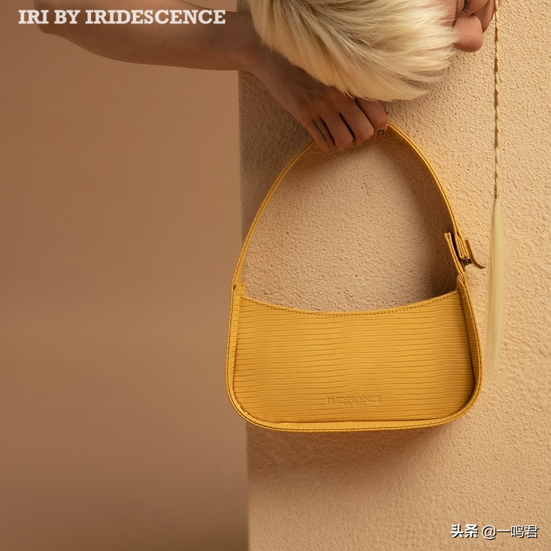 辣目洋子万鹏穿搭,辣目洋子同款绿色套装