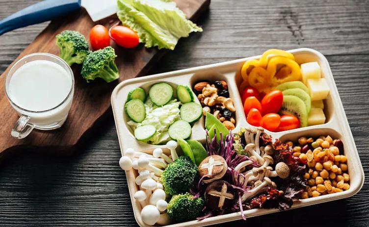 胸部有硬块是乳腺吗,乳腺有硬块了胸是不是会变大