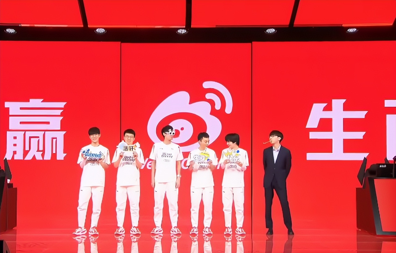 tt战胜wbg第一局ban位,tt战胜wb直播回放