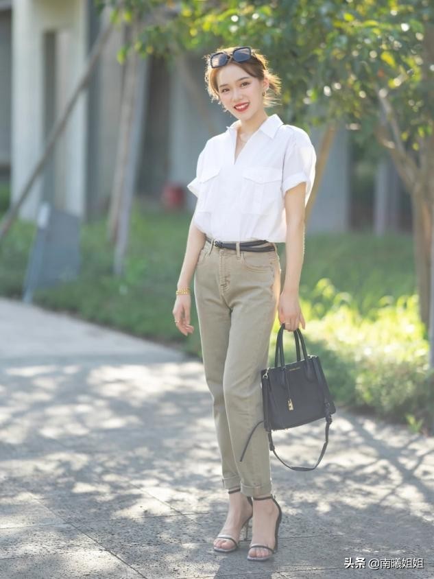 今夏穿t恤时注意避开的3款,减龄洋气显瘦爆款t恤