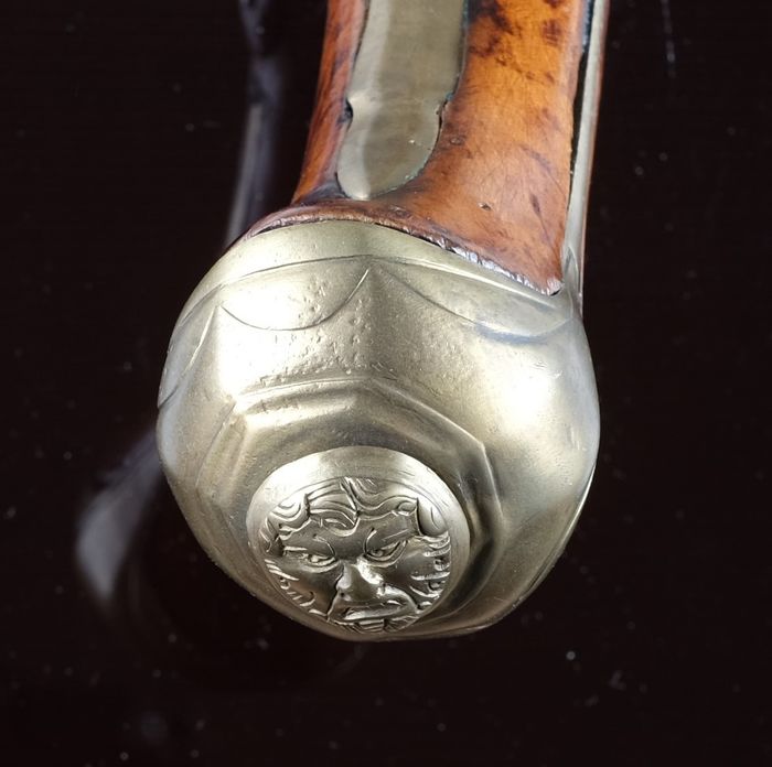 燧发枪装备欧洲三百年,16世纪老式燧发枪