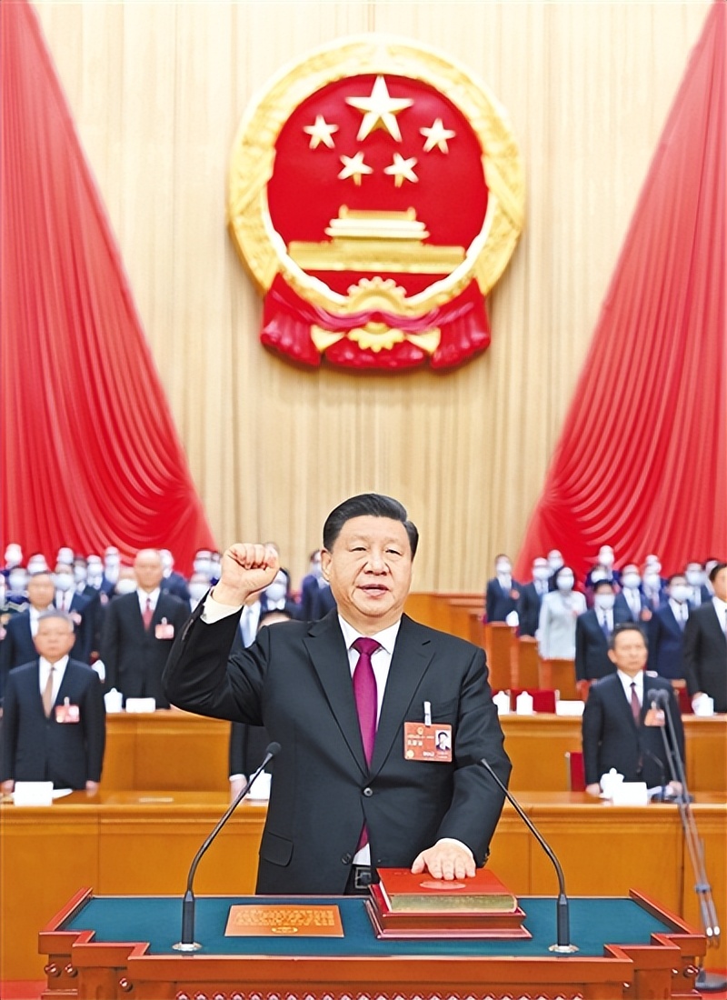 习*平近**全票当选国家主席中央军委主席