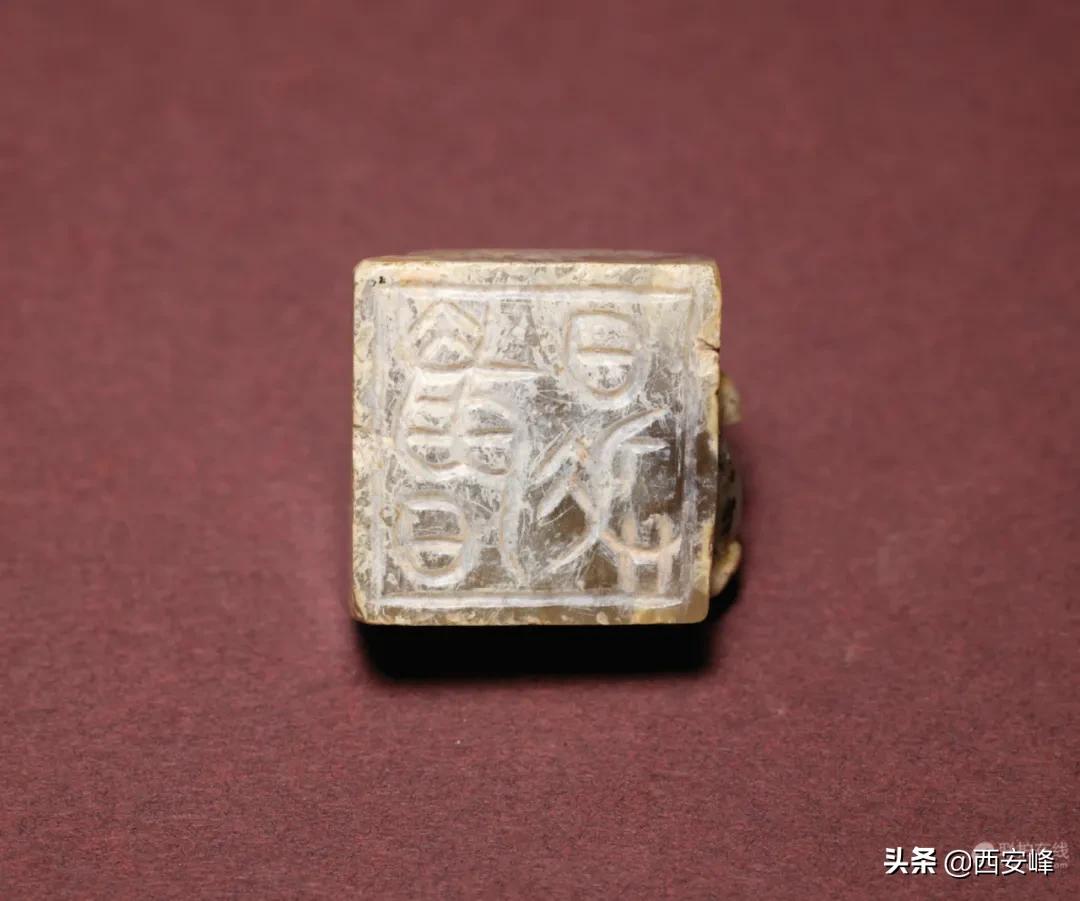 2016年香港佳士得高古玉春拍 (云中玉筵香港佳士得古玉专场先览)