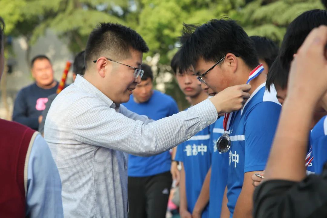 镇江市外国语学校足球队,镇江市外国语学校足球队2018