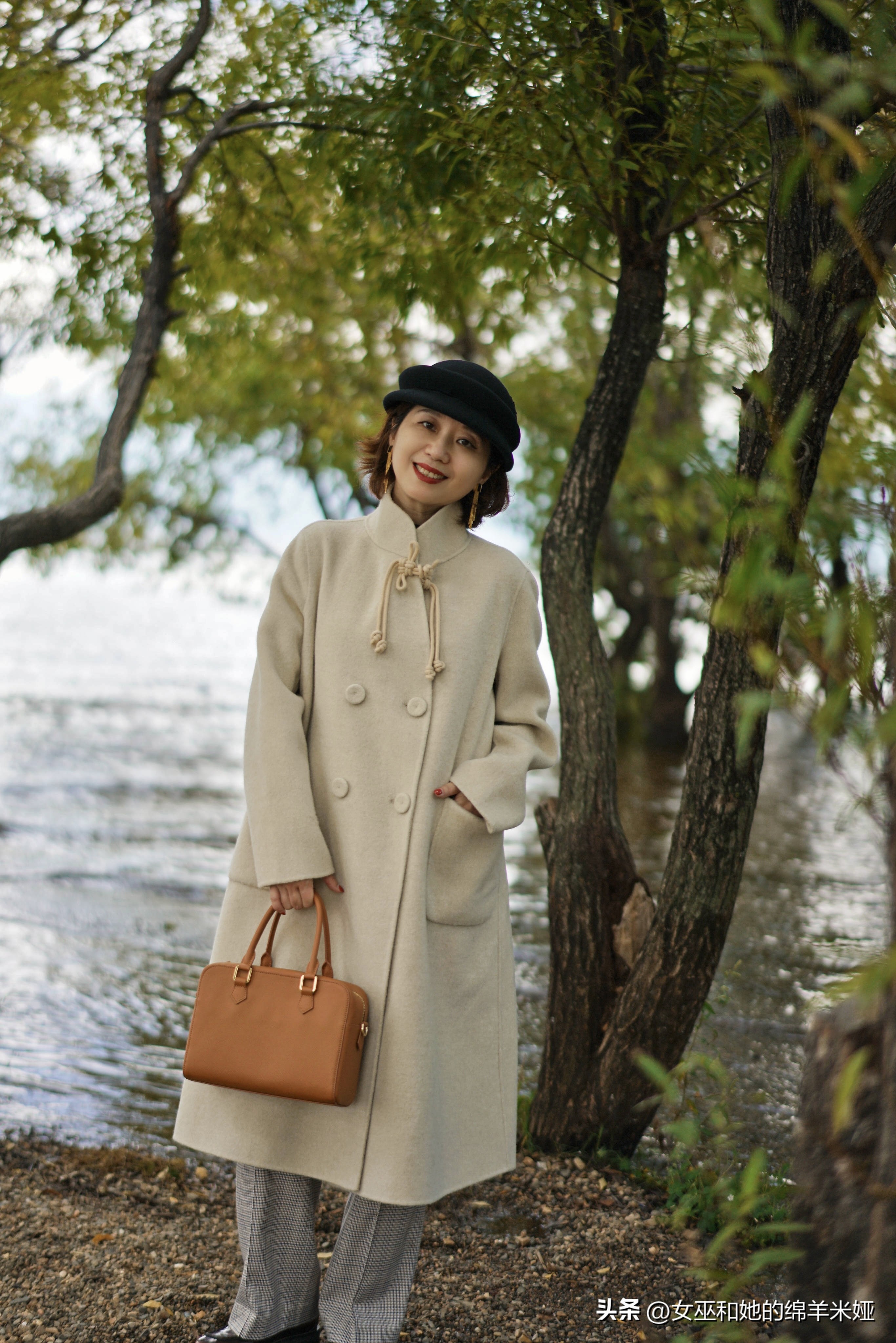 冬天怎么挑选衣服,冬天大衣什么颜色好看