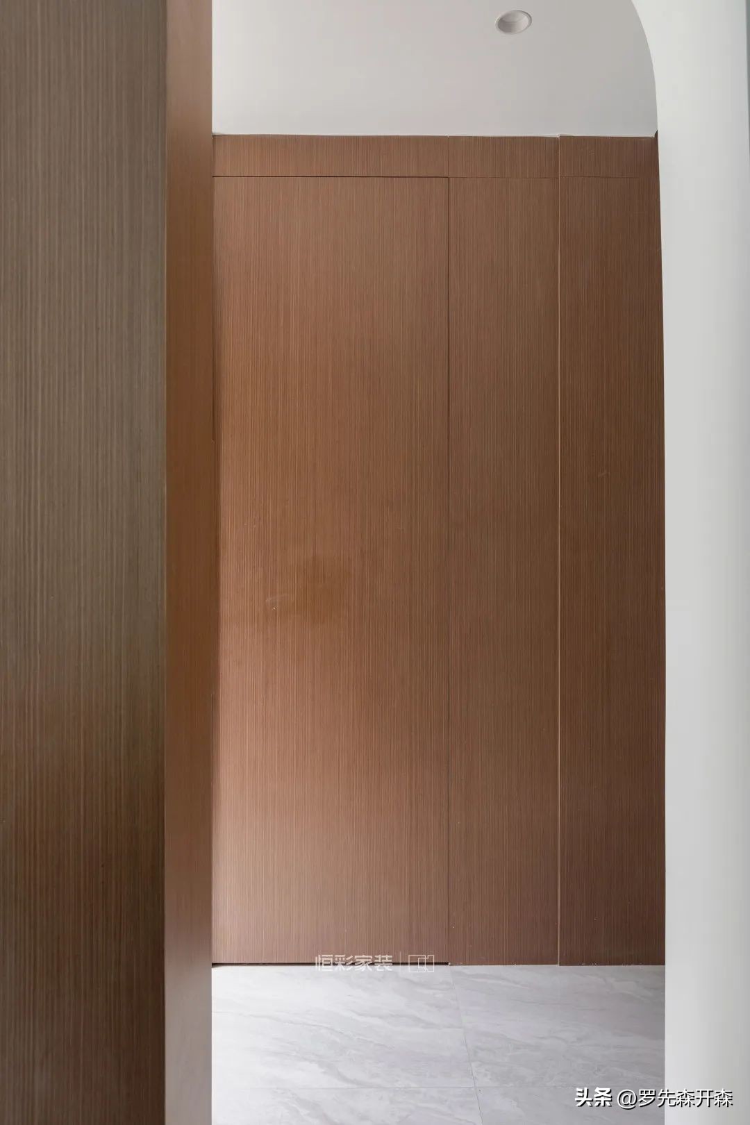 太好住了！汗蒸房、拳击馆统统搬回家，262㎡排屋法式轻奢混搭