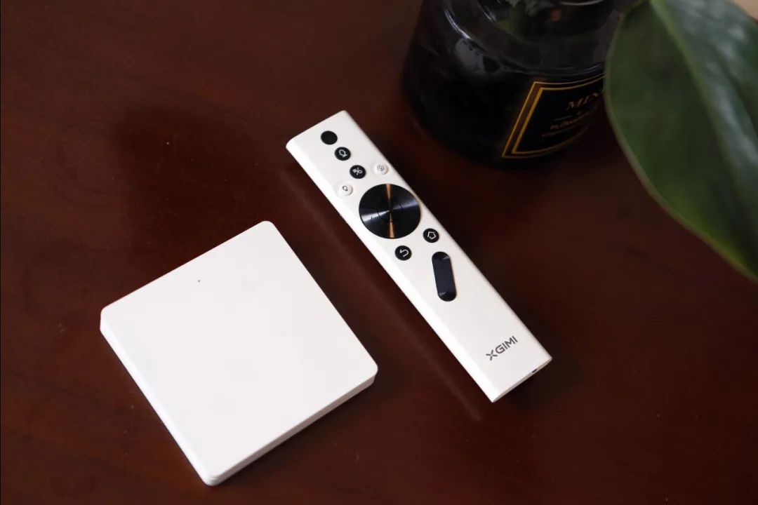 极米神灯是冷光还是暖光,极米神灯2024款可投影多大