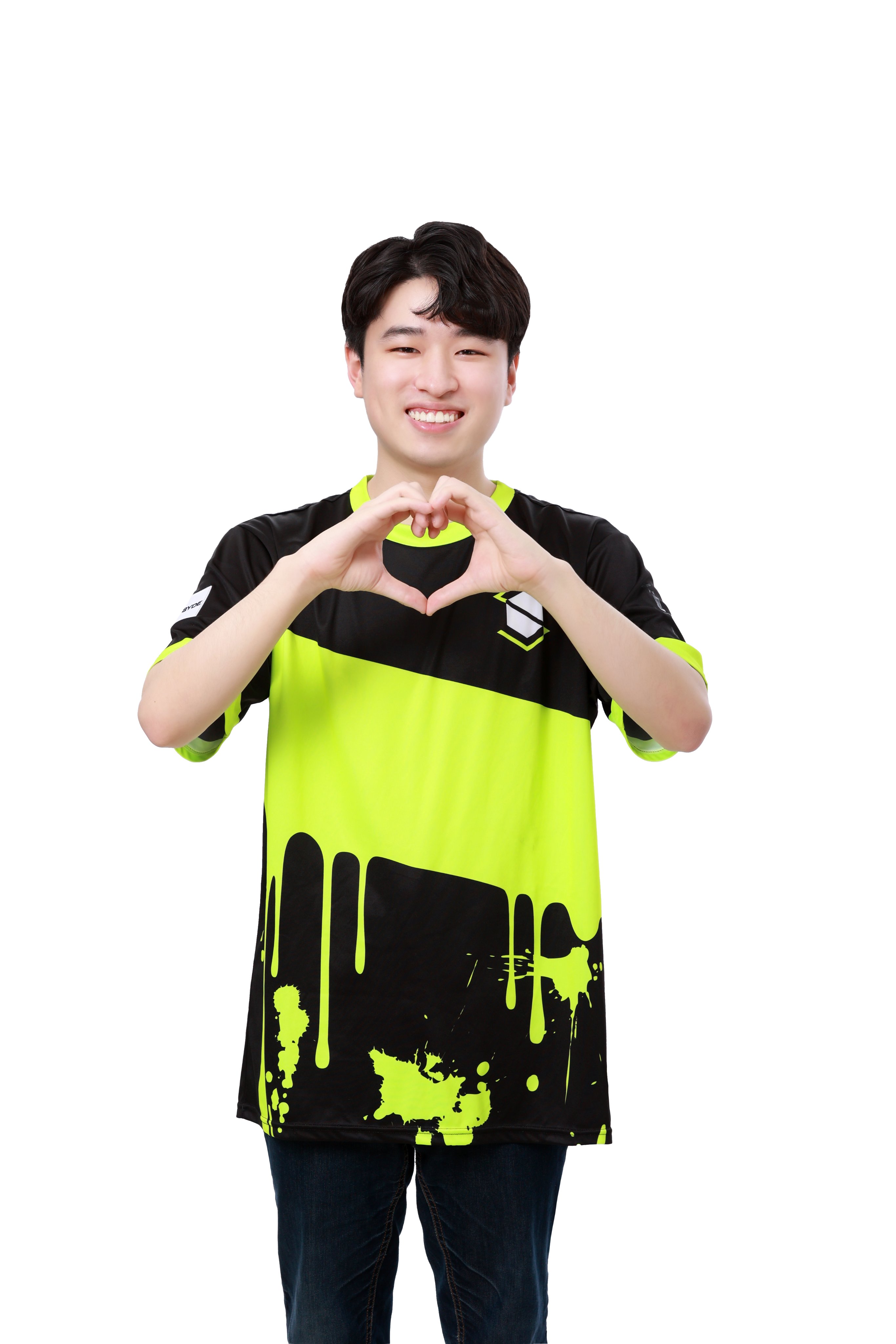 我们没有服务器，但是我们有世界冠军