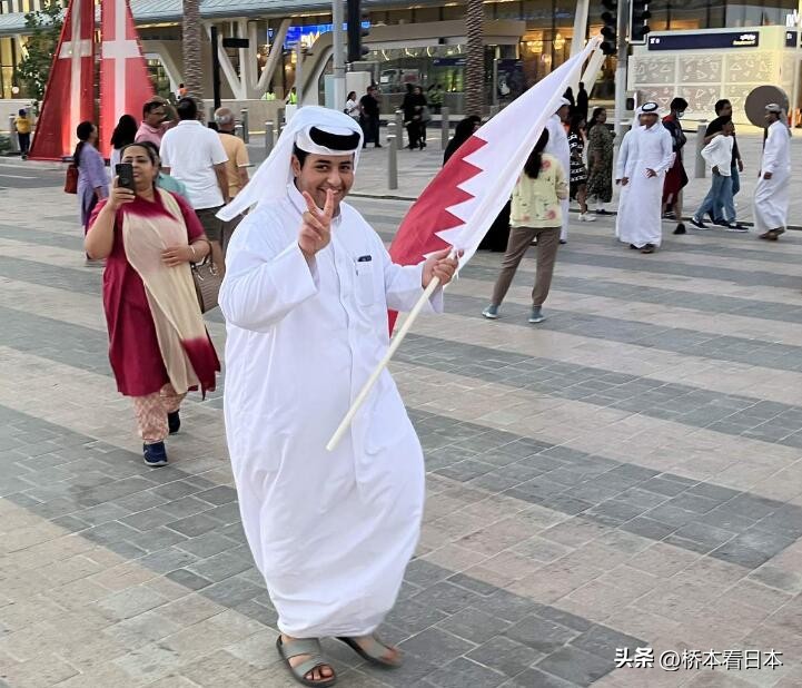 伊朗首次战胜欧洲队,伊朗队输了比赛却赢了世人的敬畏