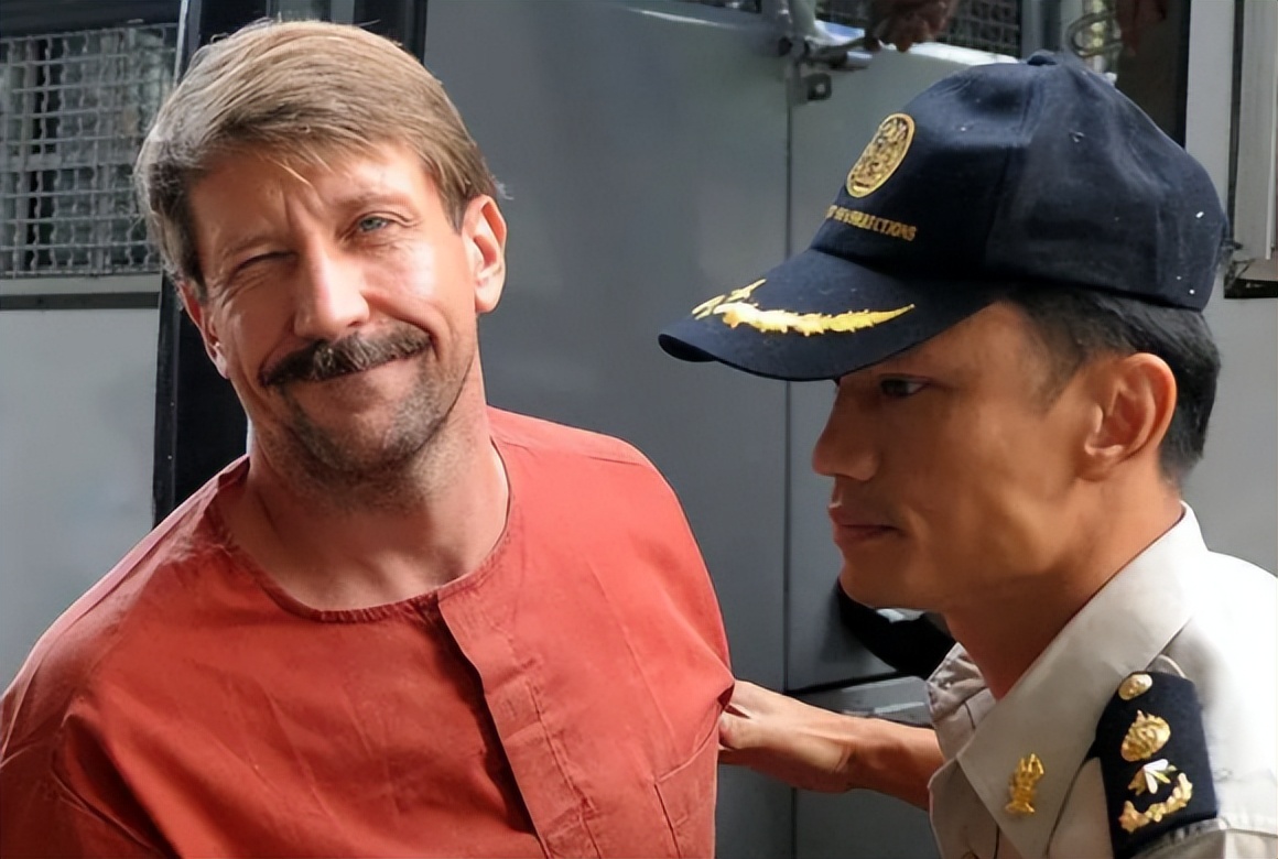 世界第二大军火商一年收入213亿元,世界头号军火贩子