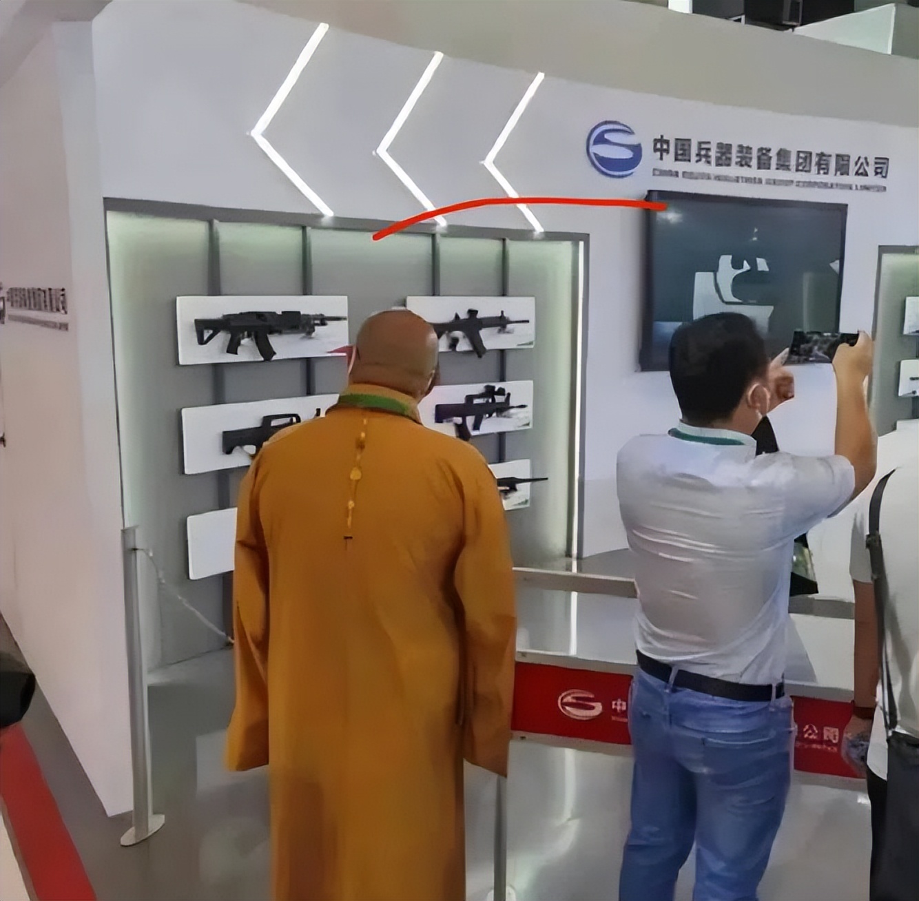 闭不上嘴的搞笑图片,20张搞笑图片大晚上笑得我肚子疼