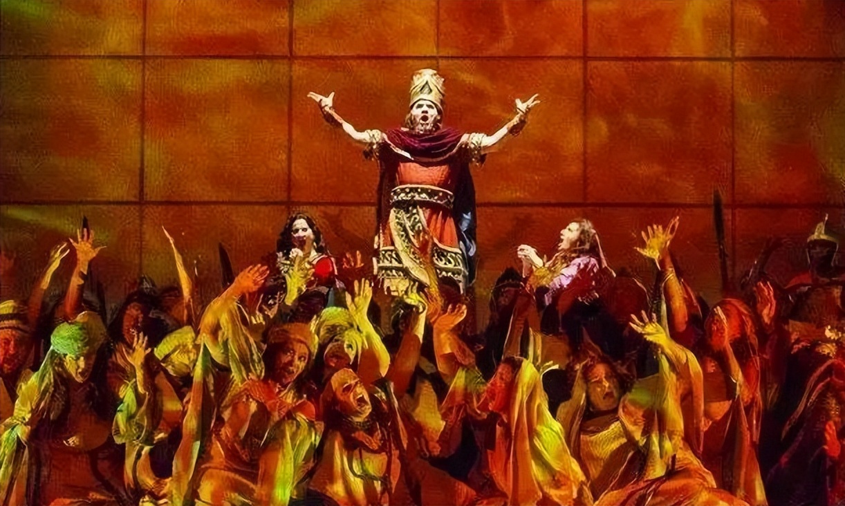 奥地利著名音乐家莫扎特，他为何能够跟贝多芬齐名？