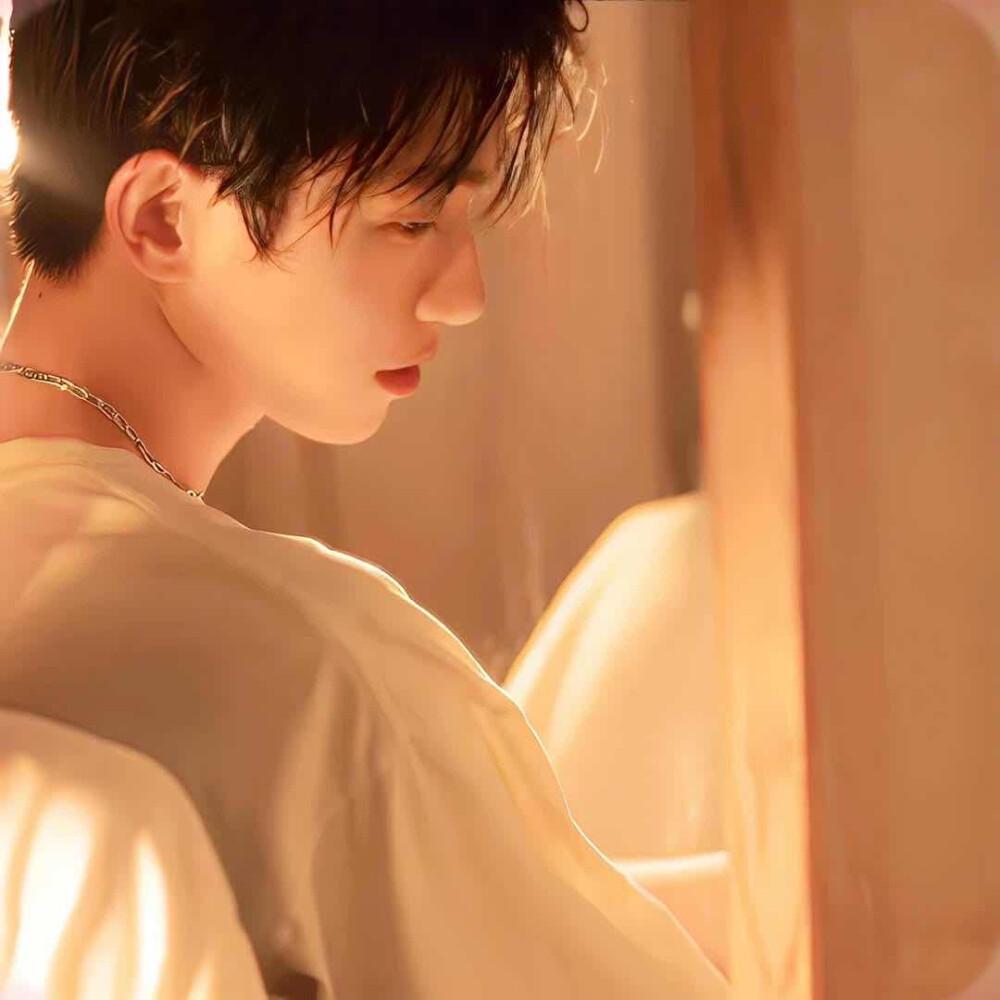 情人节姓氏情侣头像,情人节头像情侣专用唯美