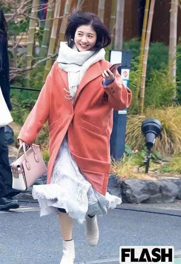 日本艺人的封神抓拍大盘点!狗仔真的很会…