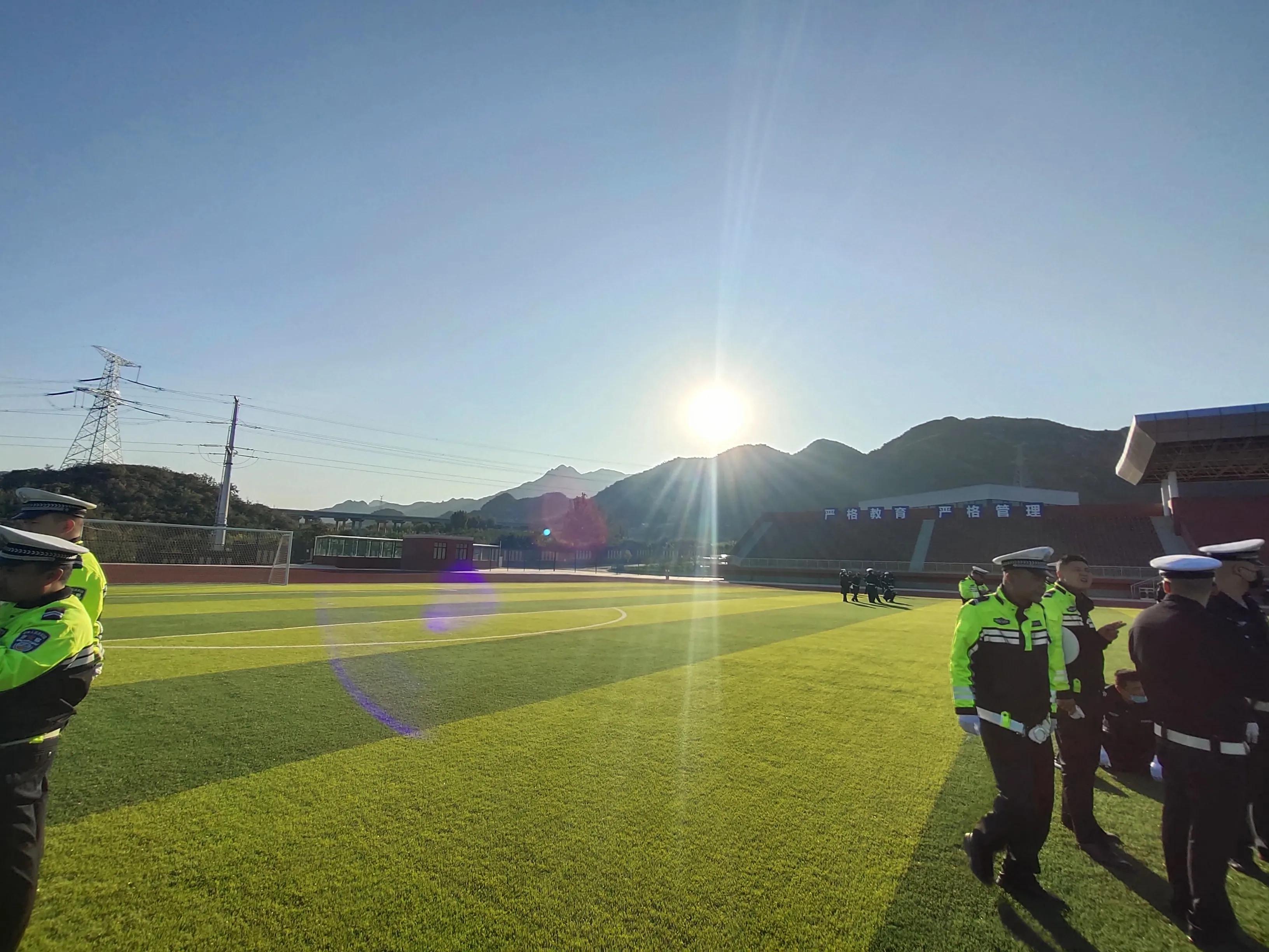 警察辞职干工地,警察辞职去工地