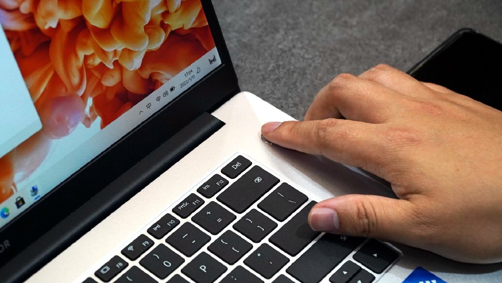 荣耀magicbookx152021款酷睿版,荣耀笔记本magicbook15x2021