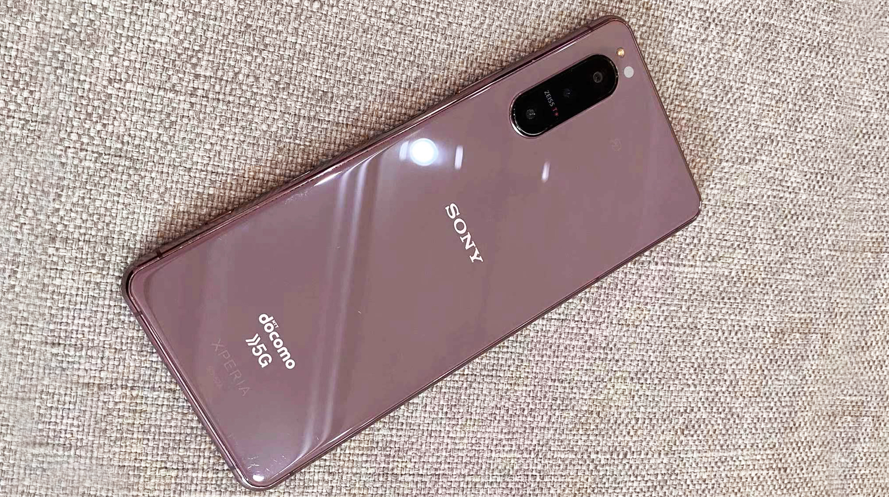 索尼最新款照相旗舰手机,索尼最新款手机拍照功能